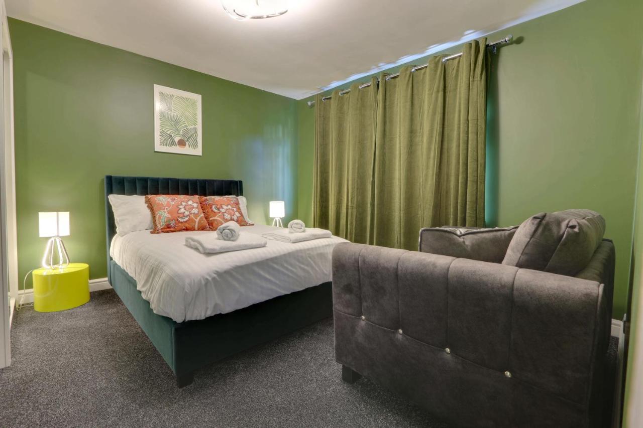 #Upmarket, Exceptional 4 Bed House, With Free Parking, Close To Amenities And Supermarkets Sheffield Zewnętrze zdjęcie