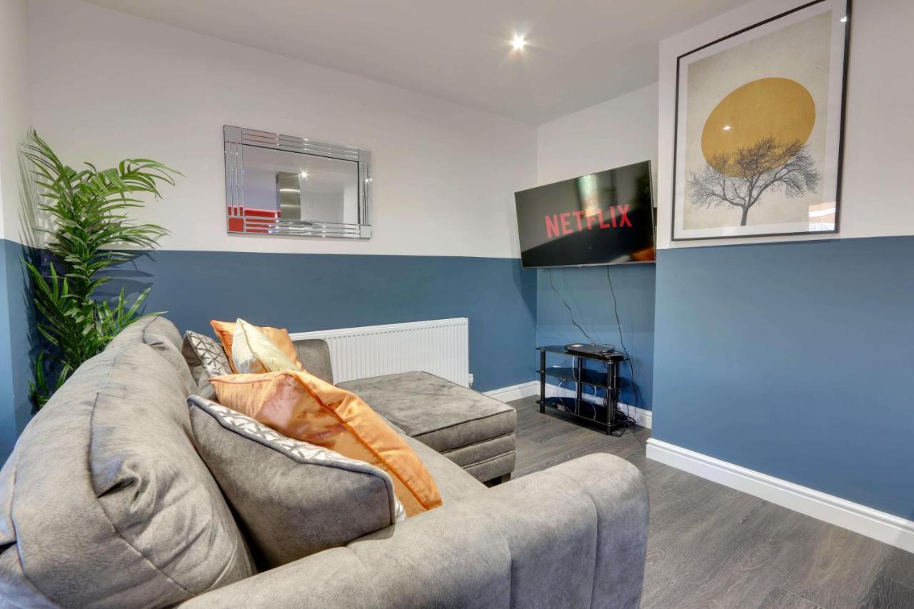 #Upmarket, Exceptional 4 Bed House, With Free Parking, Close To Amenities And Supermarkets Sheffield Zewnętrze zdjęcie
