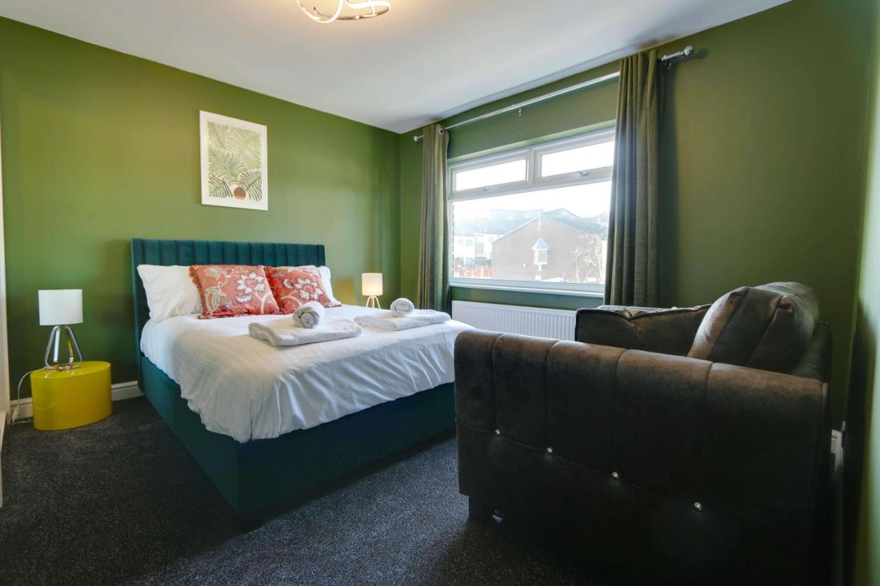 #Upmarket, Exceptional 4 Bed House, With Free Parking, Close To Amenities And Supermarkets Sheffield Zewnętrze zdjęcie