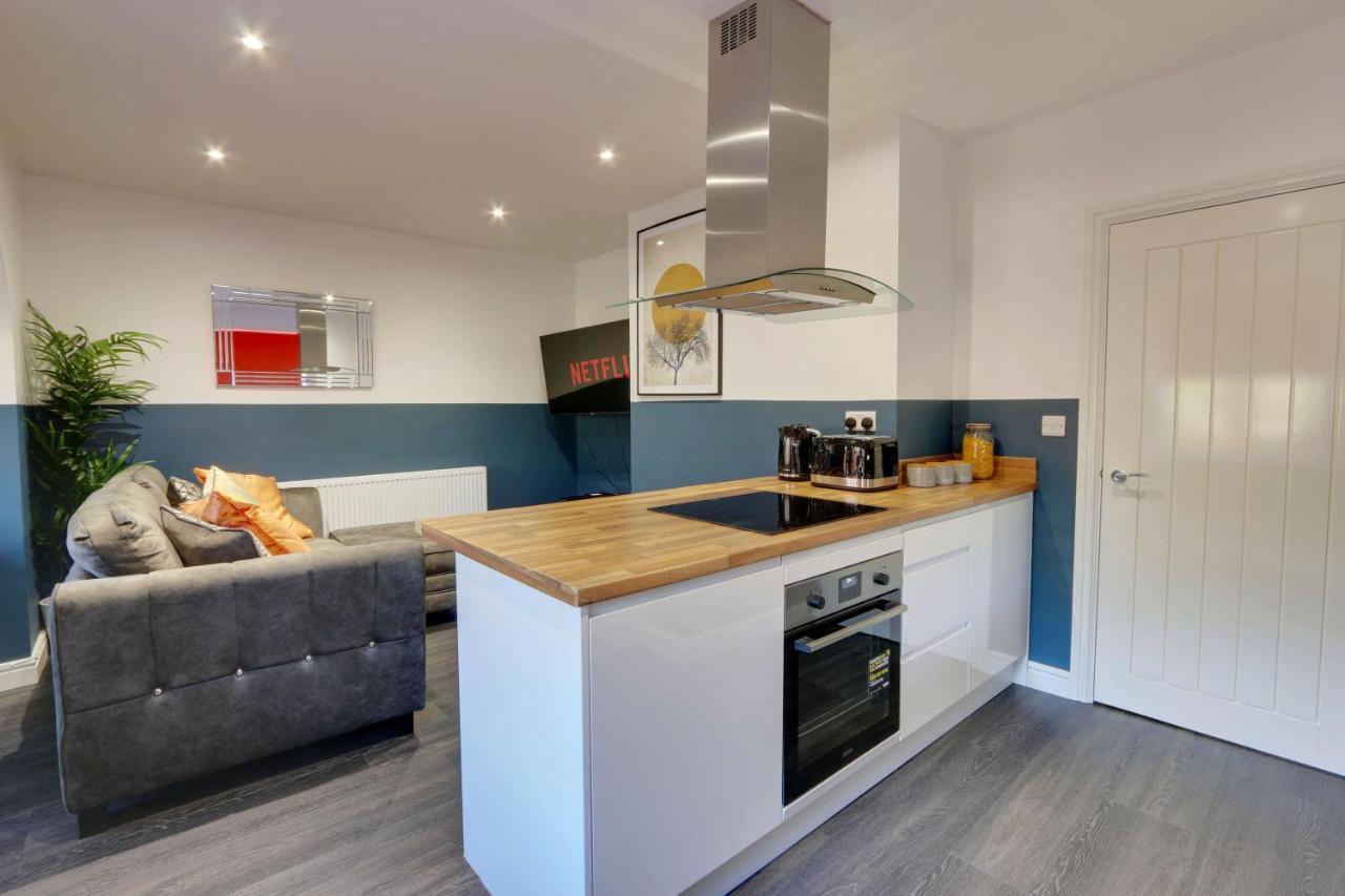 #Upmarket, Exceptional 4 Bed House, With Free Parking, Close To Amenities And Supermarkets Sheffield Zewnętrze zdjęcie